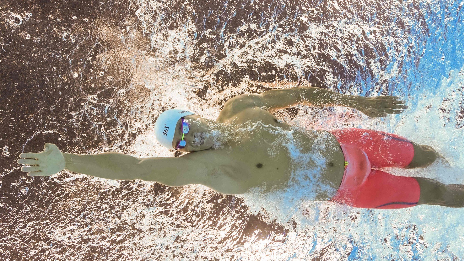 kaiyun开云·官方网站-乔治·巴尔：出色的防守和高效的传球能力使他成为全黑队战术核心